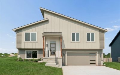 Active | Open House: Sat, Aug 22, 2026 01:00 PM – 04:00 PM | 2112 SE Oak Ridge Drive, Oak Grove, MO 64075